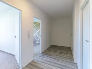 Pronájem bytu 3+kk, Praha - Prosek, Lovosická, 64 m2