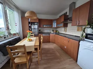 Prodej bytu 3+1, Hradec Králové - Nový Hradec Králové, Vachkova, 72 m2