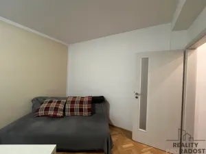 Pronájem bytu 2+1, Praha, Šenovská, 55 m2