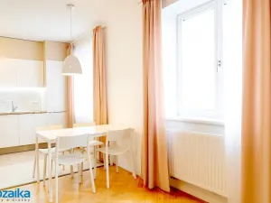 Pronájem bytu 2+kk, Lanškroun - Lanškroun-Vnitřní Město, nám. J. M. Marků, 62 m2