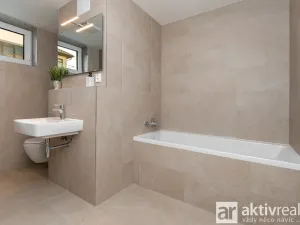 Pronájem bytu 1+kk, Přezletice, Pod Zahrady, 40 m2