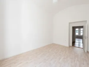 Pronájem bytu 3+1, Praha - Vinohrady, Šafaříkova, 90 m2