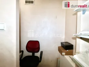 Pronájem obchodního prostoru, Karlovy Vary, Vřídelní, 115 m2