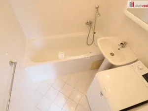 Pronájem bytu 2+1, Karlovy Vary - Drahovice, Východní, 60 m2