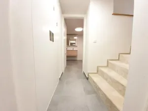 Pronájem rodinného domu, Praha - Smíchov, Xaveriova, 100 m2
