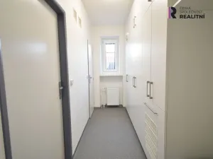 Pronájem bytu 2+1, Zlín - Příluky, Pod Mlýnem, 79 m2