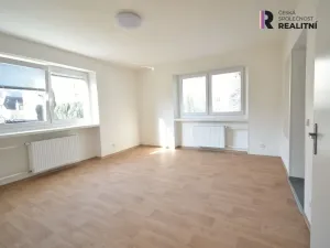 Pronájem bytu 2+1, Zlín - Příluky, Pod Mlýnem, 79 m2