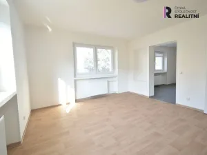 Pronájem bytu 2+1, Zlín - Příluky, Pod Mlýnem, 79 m2