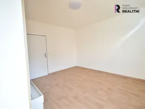 Pronájem bytu 2+1, Zlín - Příluky, Pod Mlýnem, 79 m2