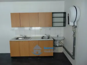 Pronájem kanceláře, Skuteč, Husova, 53 m2