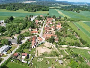Prodej pozemku pro bydlení, Dolní Třebonín - Záluží, 1929 m2