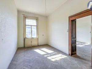 Prodej komerční nemovitosti, Holoubkov, 812 m2