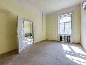 Prodej komerční nemovitosti, Holoubkov, 812 m2
