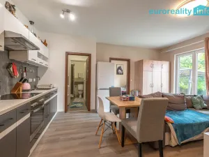 Prodej bytu 2+kk, Tachov, Na Třešňovce, 37 m2