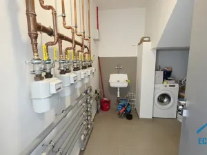 Pronájem obchodního prostoru, Herink, U Kovárny, 92 m2