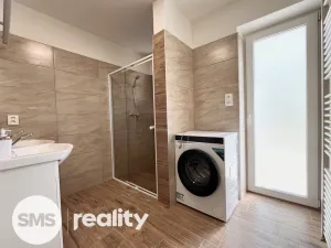 Pronájem pokoje, Slavkov, Ludvíka Svobody, 100 m2