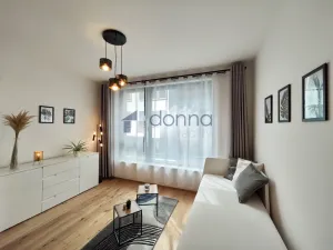 Pronájem bytu 1+kk, Praha, Sokolovská, 28 m2