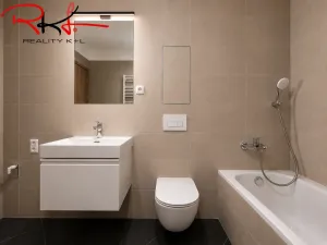 Pronájem bytu 2+kk, Praha, Pod Harfou, 49 m2