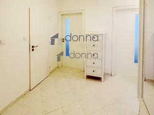 Pronájem bytu 3+kk, Praha, Píškova, 85 m2
