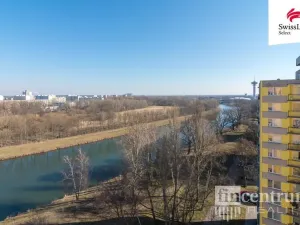 Pronájem bytu 2+kk, Pardubice, nábřeží Závodu míru, 42 m2