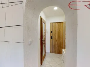 Prodej bytu 2+kk, Jablonec nad Nisou, U Balvanu, 43 m2
