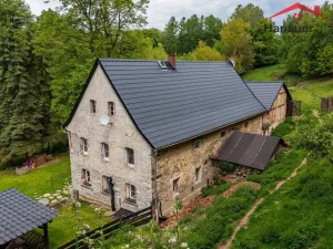 Prodej rodinného domu, Libouchec - Čermná, 176 m2