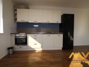 Pronájem bytu 2+kk, Hradec Králové - Třebeš, Pod Svahem, 62 m2
