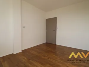 Pronájem bytu 2+kk, Hradec Králové - Třebeš, Pod Svahem, 62 m2