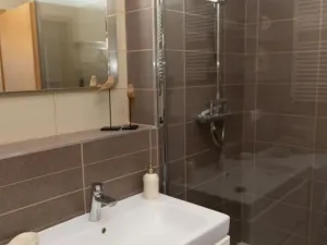 Pronájem bytu 2+kk, Praha - Hloubětín, Nepelova, 51 m2