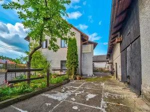 Prodej rodinného domu, Chleby, 303 m2