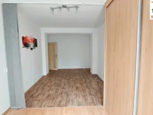 Pronájem bytu 2+1, Kynšperk nad Ohří, náměstí SNP, 52 m2