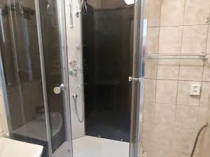 Pronájem bytu 2+1, Kynšperk nad Ohří, náměstí SNP, 52 m2