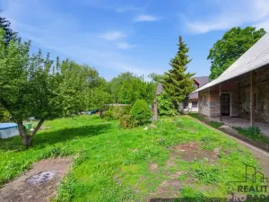 Prodej komerční nemovitosti, Holetín, 400 m2