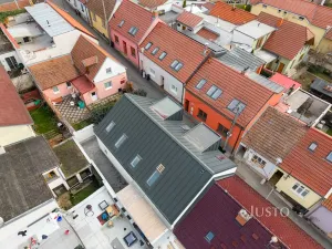 Prodej bytu 2+1, Brno, Kosatcová, 80 m2