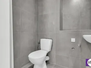 Prodej bytu 1+kk, Praha, Husitská, 30 m2