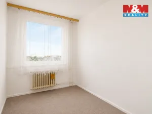 Prodej bytu 3+1, Praha - Prosek, Lovosická, 66 m2