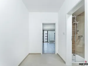 Prodej bytu 1+kk, Plzeň, Železná, 32 m2