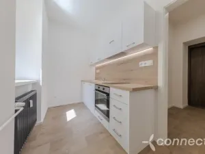 Prodej bytu 2+1, Přerov - Přerov I-Město, Husova, 52 m2