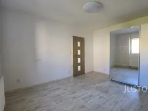 Pronájem bytu 2+1, Písek, Na Stínadlech, 58 m2