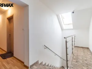 Prodej rodinného domu, Praha - Lochkov, Cementářská, 233 m2