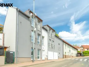Prodej rodinného domu, Praha - Lochkov, Cementářská, 233 m2