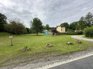 Prodej pozemku, Plesná - Lomnička, 849 m2