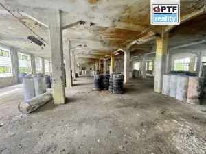 Prodej výrobních prostor, Libá, 8000 m2