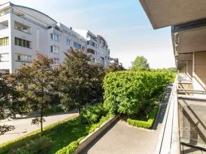 Pronájem bytu 1+kk, Praha - Vysočany, Paříkova, 27 m2
