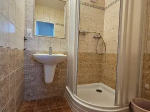 Pronájem bytu 2+1, Praha - Kamýk, Zvolská, 60 m2