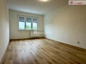 Pronájem bytu 2+1, Ostrov, Severní, 55 m2