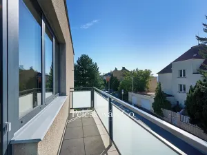 Pronájem rodinného domu, Praha - Braník, V malých domech I, 300 m2