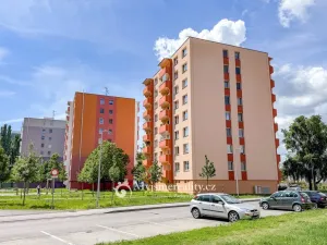 Prodej bytu 3+1, Znojmo, Dukelských bojovníků, 70 m2