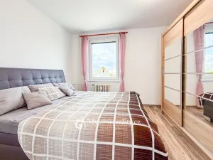 Prodej bytu 3+1, Znojmo, Dukelských bojovníků, 70 m2