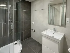 Pronájem bytu 1+kk, Praha, Poděbradská, 33 m2